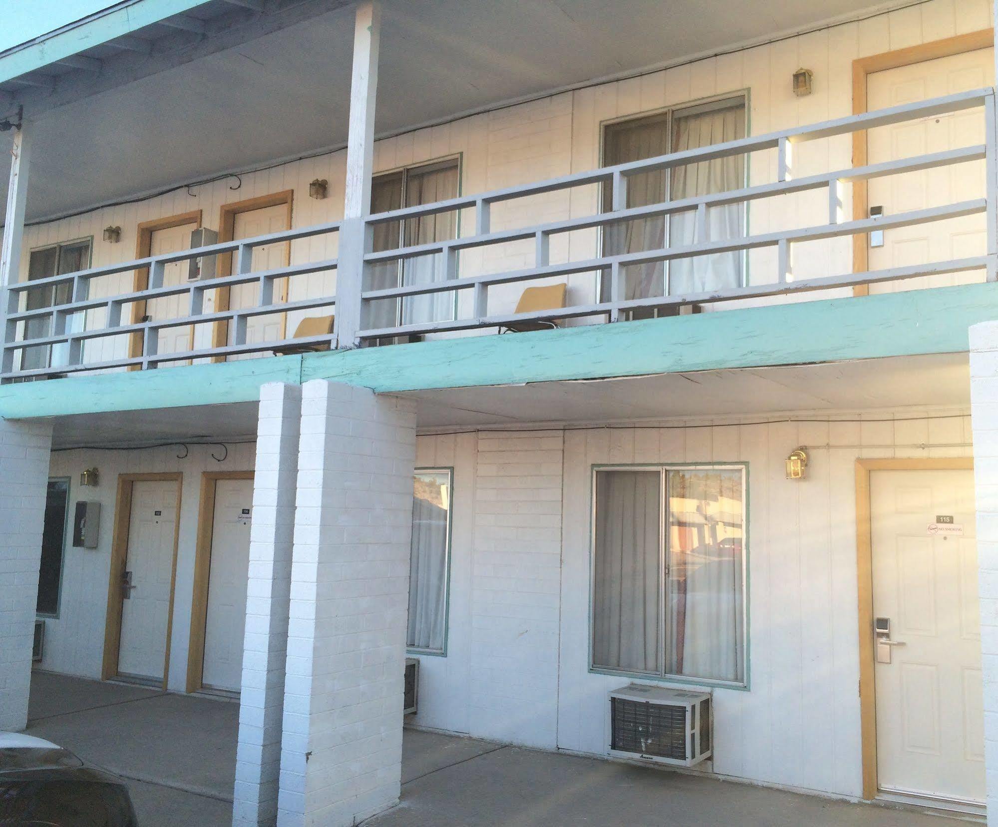 Economy Inn Kingman Exterior photo